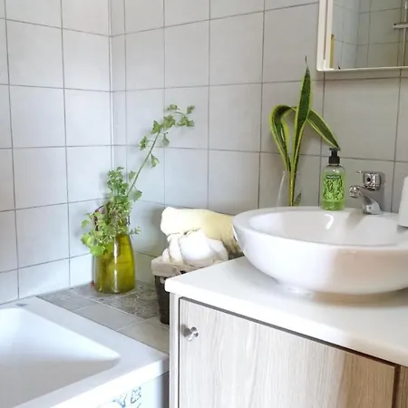 Chalet Happy Glamping Cy