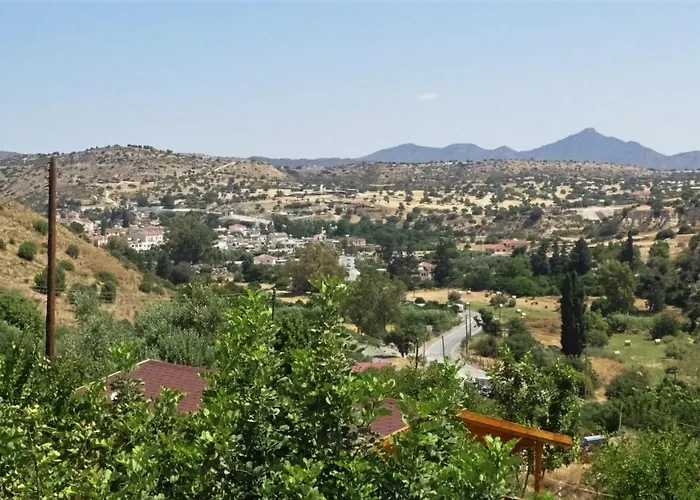 בקתה Happy Glamping Cy *