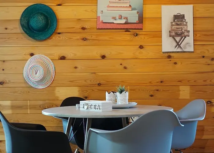 בקתה Happy Glamping Cy