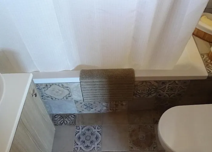 Happy Glamping Cy בקתה *