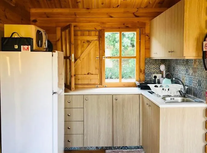 Happy Glamping Cy בקתה Agios Theodoros