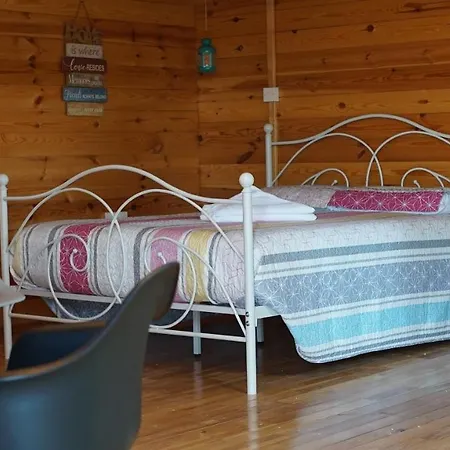 Chalet Happy Glamping Cy