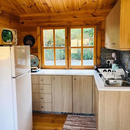 Chalet Happy Glamping Cy